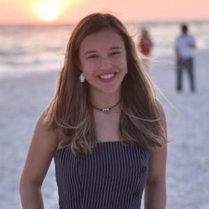 Meet your Posher, Maya